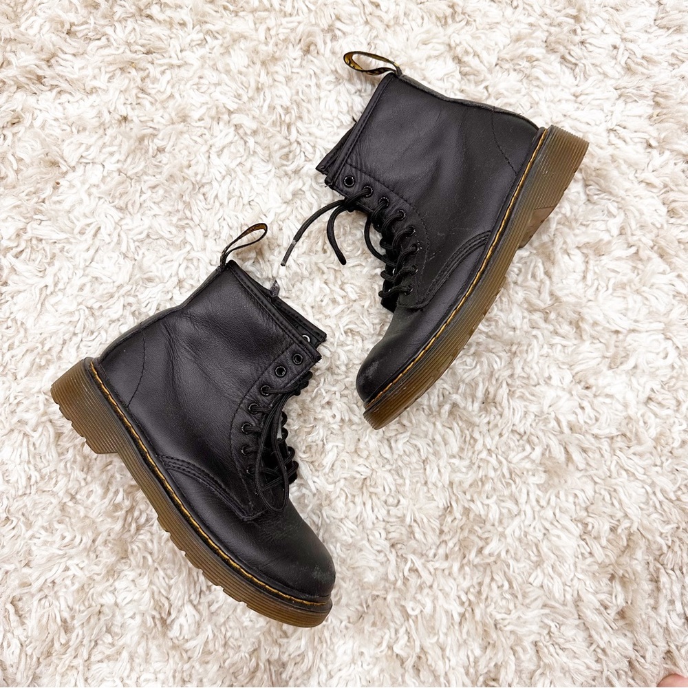 Dr. Martens 1460 J Junior Leather Boots